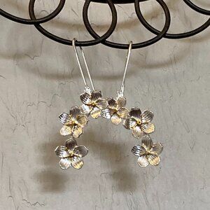 Elegant Silver Plated with Gold Tone Center Three Flower Dangle Earrings